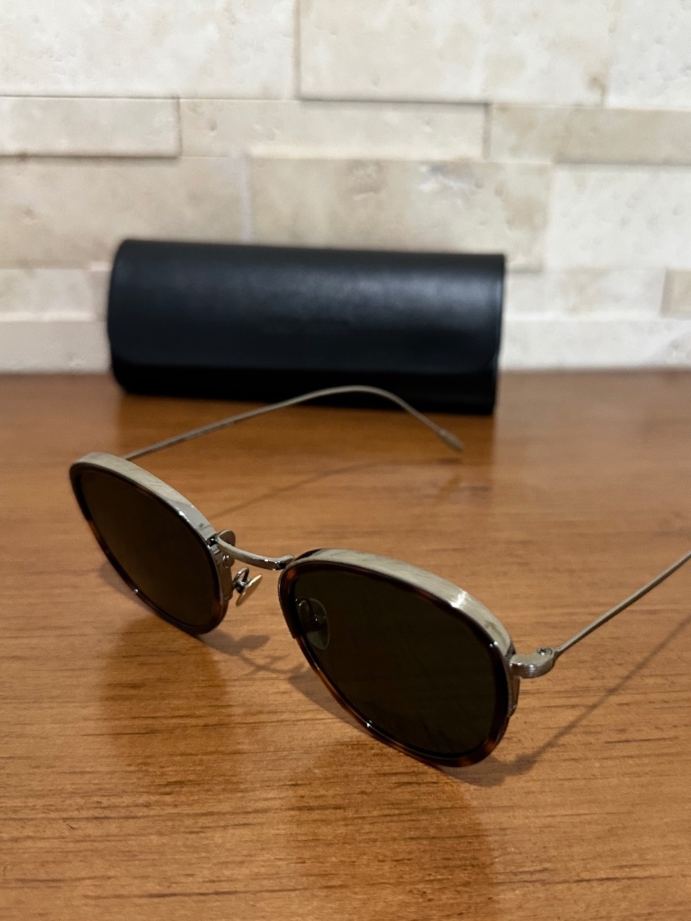 Giorgio Armani AR6068 Color: 319871 Red Havana / Green Lens Size: 50-22-150